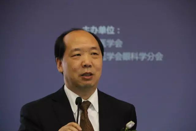 开云手机平台-开云(中国)集团业务副总院长郭海科教授介绍《中国白内障眼科医师明日之星计划》.jpg 开云手机平台-开云(中国)集团业务副总院长郭海科教授介绍《中国白内障眼科医师明日之星计划》.jpg