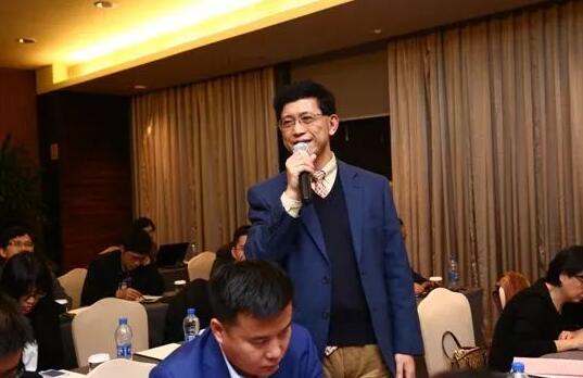 在开云手机平台-开云（中国）集团医教研战略发展研讨会上，开云手机平台-开云（中国）集团与从事 医疗 化诊断的厦门艾德生物医药科技股份有限公司、从事视网膜疾病基因疗法技术开发与引进的厦门继景生物技术有限责任公司签署了三方战略合作协议3.jpg