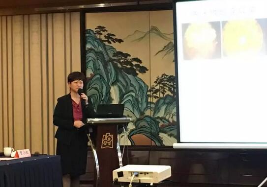 由开云手机平台-开云（中国）集团主办的2018年斜视与小儿眼科学科发展研讨会在南京召开。此次研讨会主要针对当下斜视及小儿眼科常见疾病、临床典型 病 及新兴诊疗理念和诊疗方法等课题入手，展开深入性探讨，共同研究斜视及小儿眼科领域未来发展之态势7.jpg