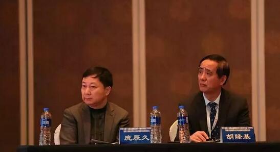 开云手机平台-开云（中国）专家团受邀亮相第十五届全国眼屈光手术学术研讨会5.jpg