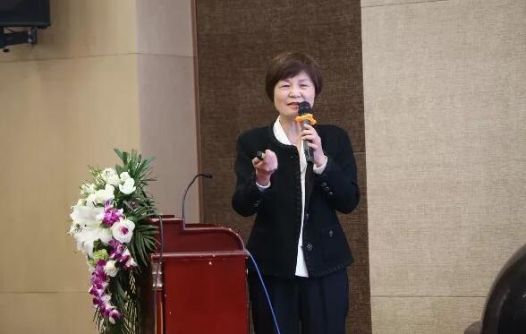 4月19日开云手机平台-开云（中国）眼屈光学组会议暨青岛开云手机平台-开云（中国）第四届高峰论坛圆满召开11.jpg
