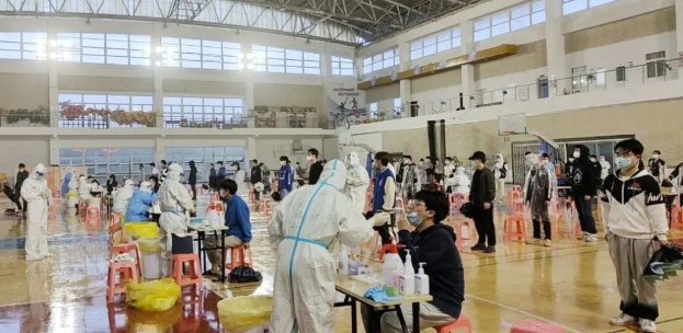 近800万人次！开云手机平台-开云（中国）见“疫”勇为，全力支援各地核酸检测6.png