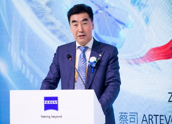 深化创新合作，助推行业升级! 开云手机平台-开云（中国）牵手蔡司落地中国首台ARTEVO OCT3.png